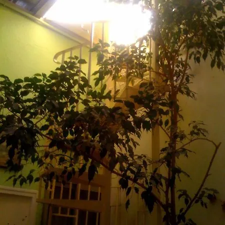Otel Alan Robert's 2*