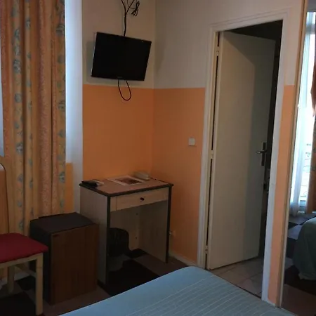 Alan Robert's Otel